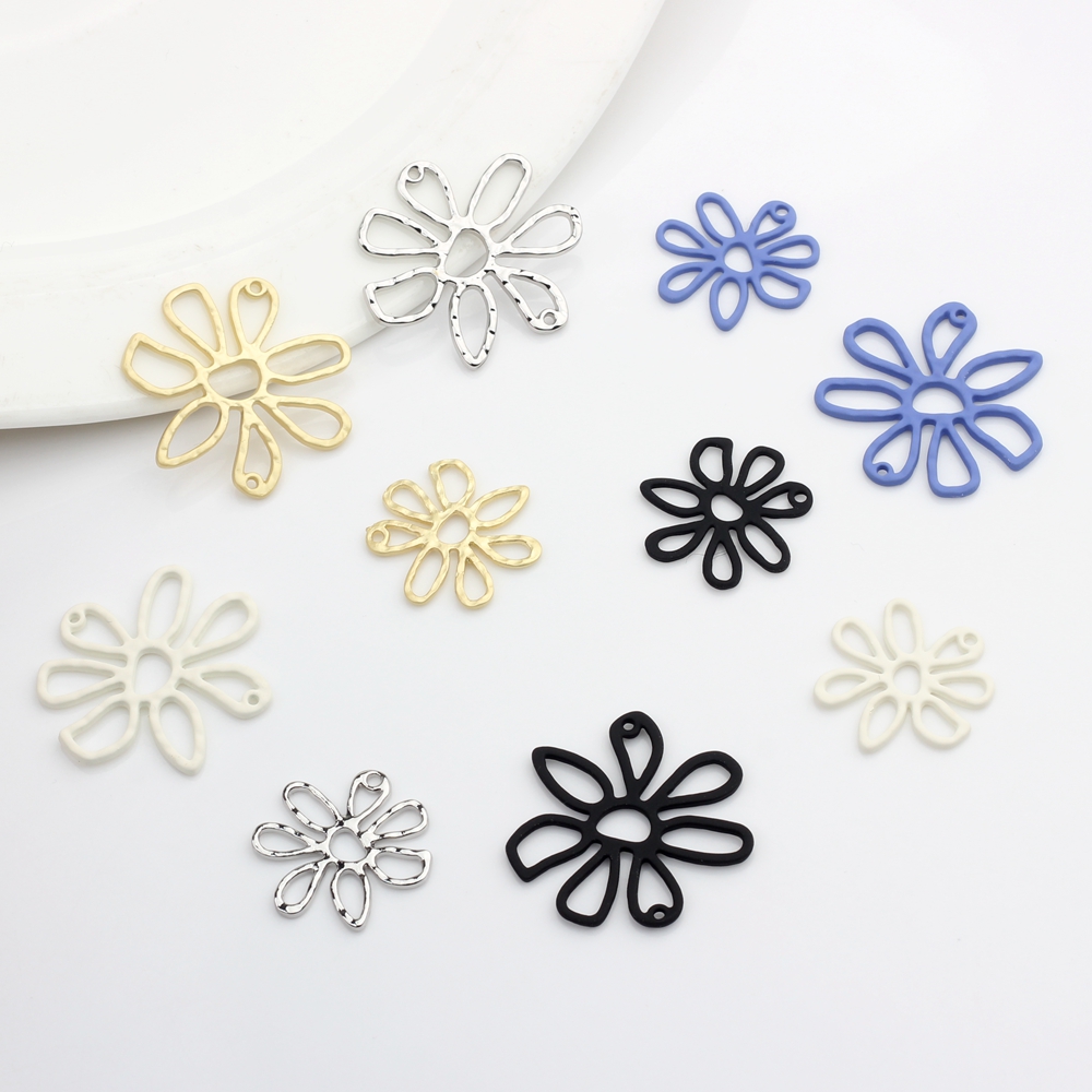 Metallic Spray Paint - โลหะผสมสังกะสีสีสีสเปรย์ Hollow ดอกไม้ Charms Connector 6