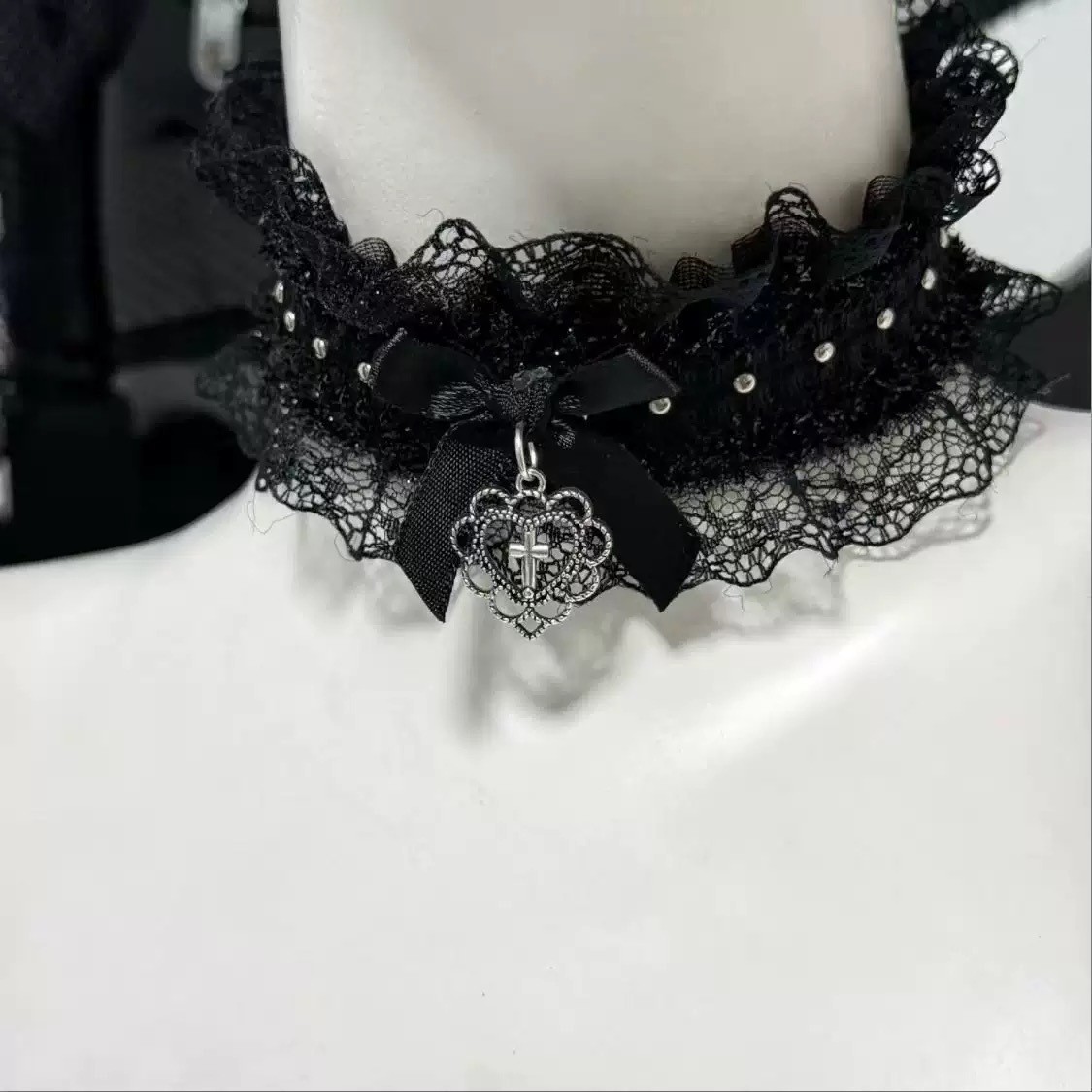 สร้อยคอแบบยืดหยุ่นสไตล์วินเทจ  - Magnetic Clasp Cosplay บทวิจารณ์และราคา